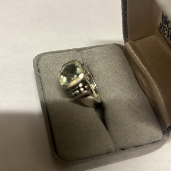 Ring - Picture 6 of 10